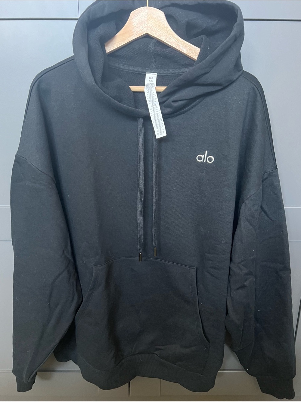 NWOT Women’s Alo Yoga Black Pullover Hoodie- Sz Large